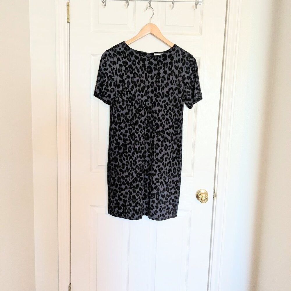 Old Navy gray leopard shift dress